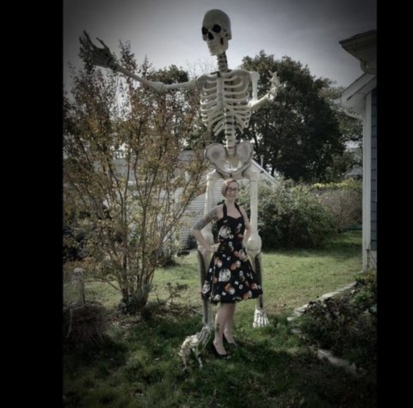 Meet your Posher, Kelly - Picture 1 of 1